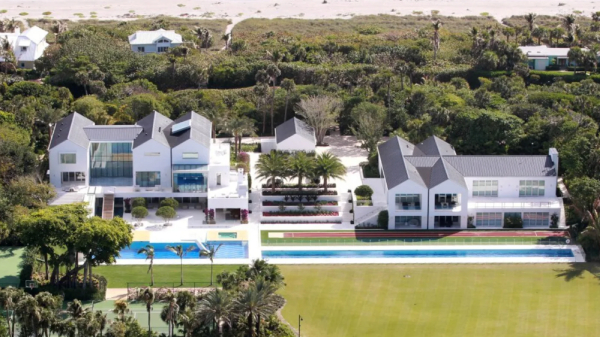 Tiger Woods Finally Reveals His $50 Million Island Mansion, See Inside_2